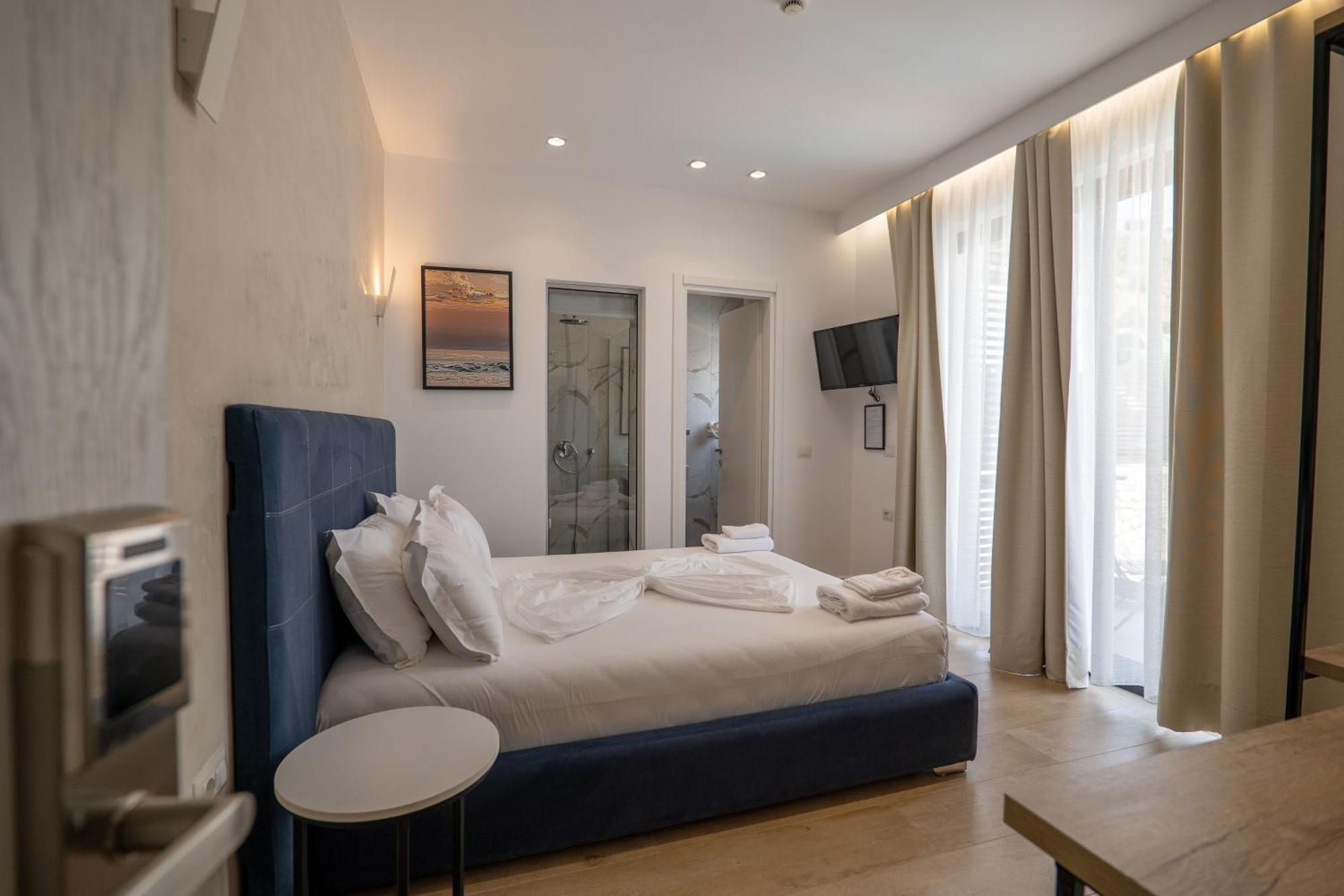 Art Hotel Sarandë Exteriör bild