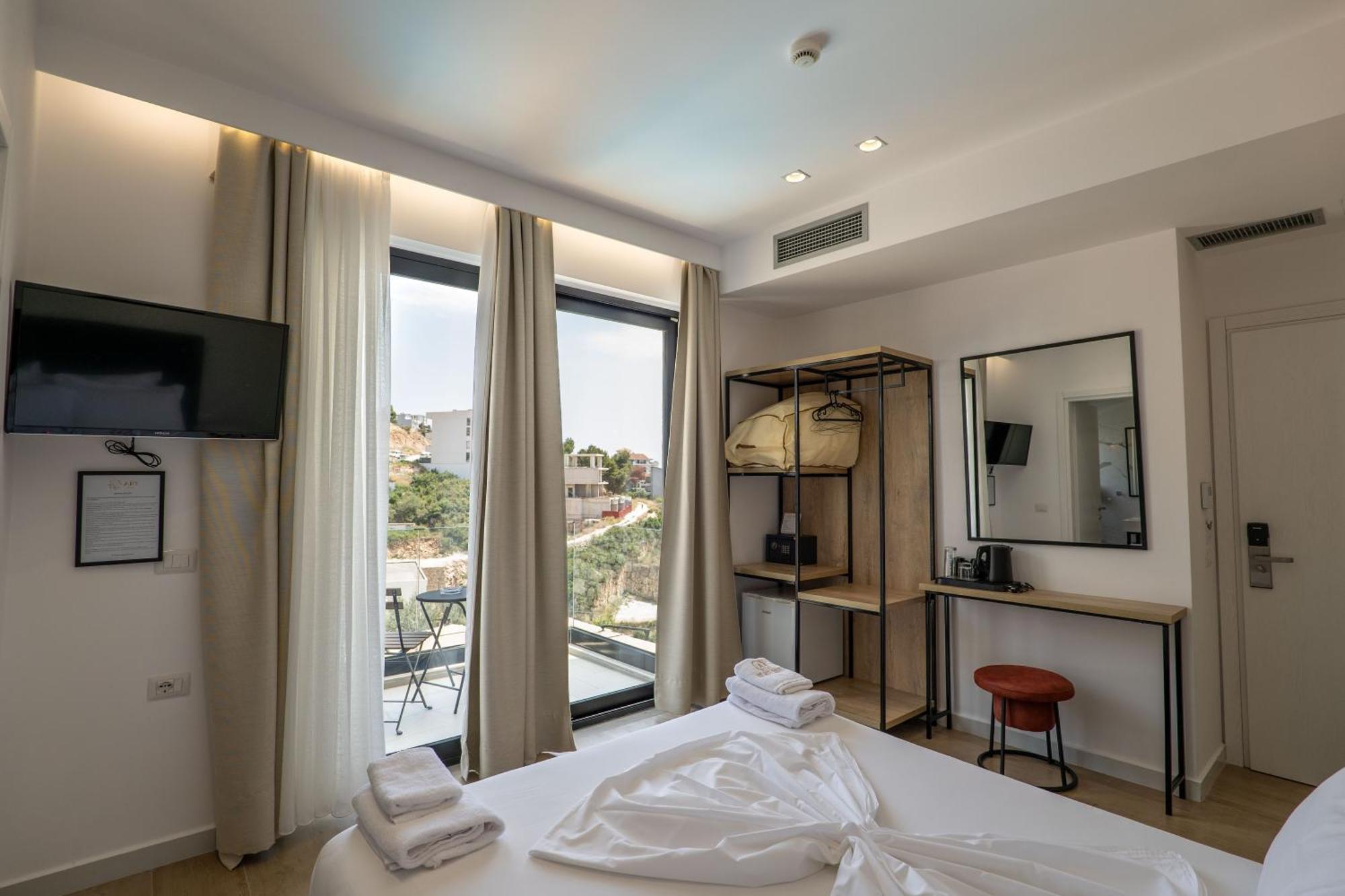 Art Hotel Sarandë Exteriör bild