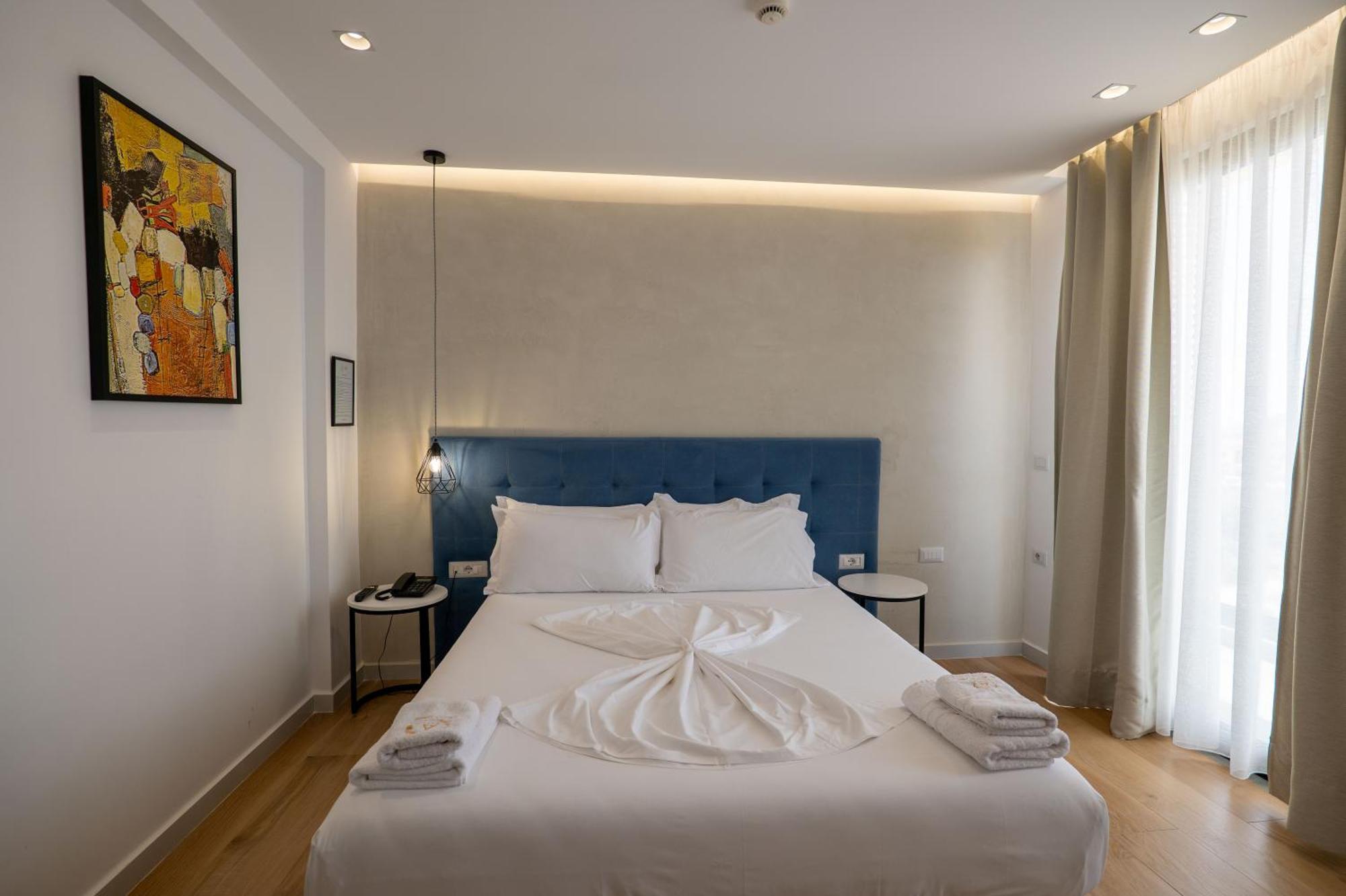 Art Hotel Sarandë Exteriör bild