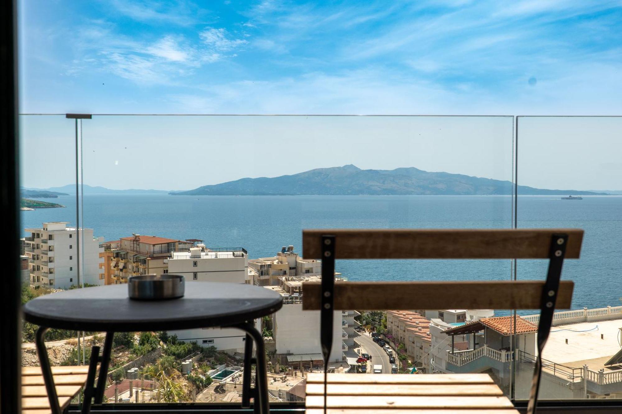 Art Hotel Sarandë Exteriör bild